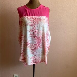 VINCE CAMUTO. Pink and White Sleeveless Women's Top